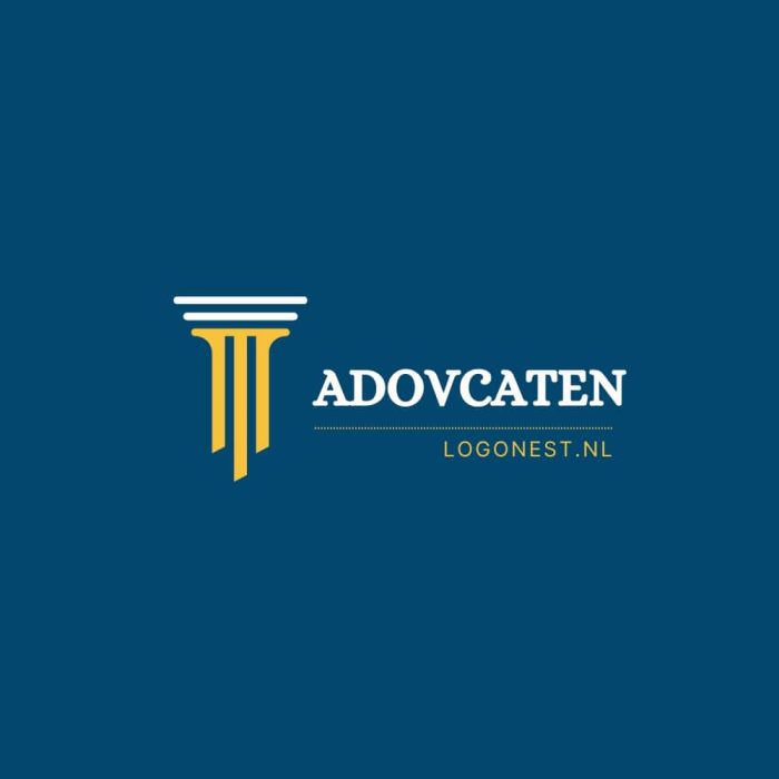 Logo van Advocaten met klassieke zuil en tekst op een marineblauwe achtergrond.